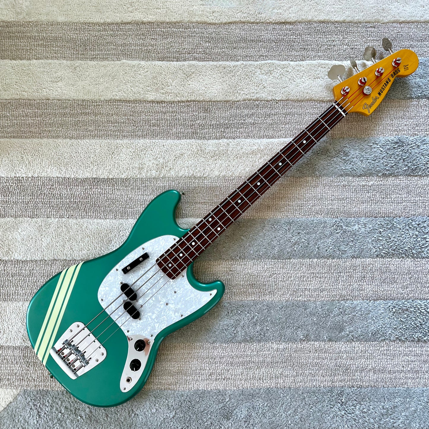 1999-2002 Fender Japan MB98-85CO MIJ '69 Reissue Mustang Bass in Ocean Turquoise Metallic